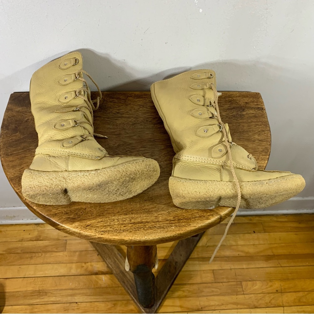Moccasins mukluks Winter leather waterproof boots like new - Picture 9 of 12